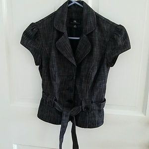 Button Up Short Sleeve Jacket with Waste Tie M